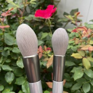 Belle En Argent - Bronze & Buff Makeup Brush Duo